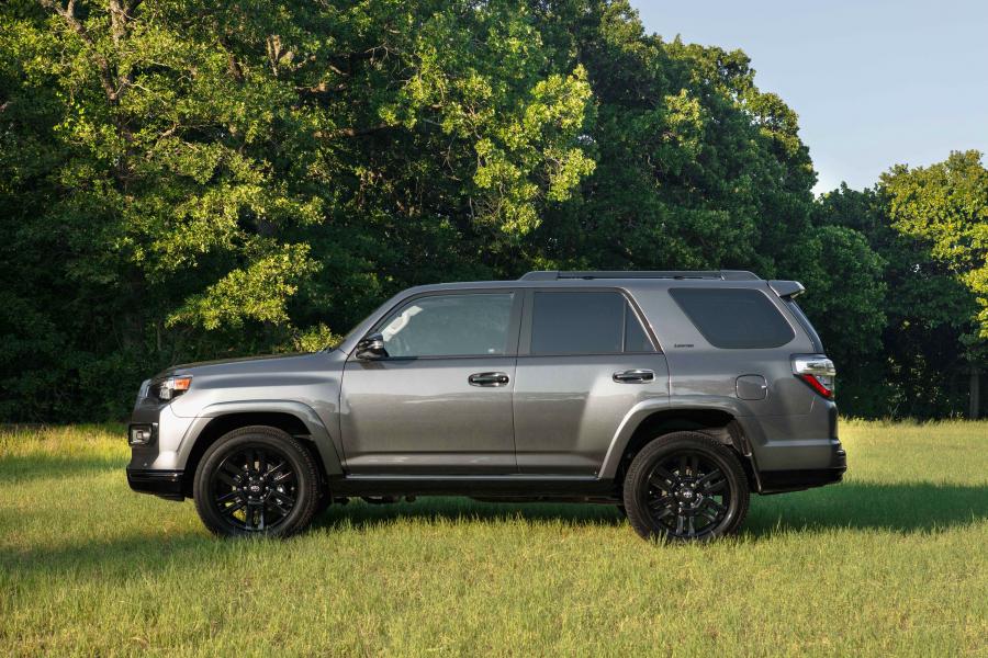  Toyota 4Runner Limited Nightshade 2018 года  (фото 6 из 9)